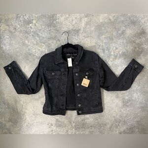 Aeropostale Women’s Black Denim Jacket Cropped Distressed NWT Size Small
